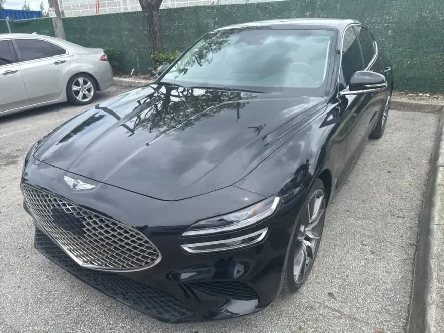2023 Genesis G70 2.0T Sport Prestige photo 1