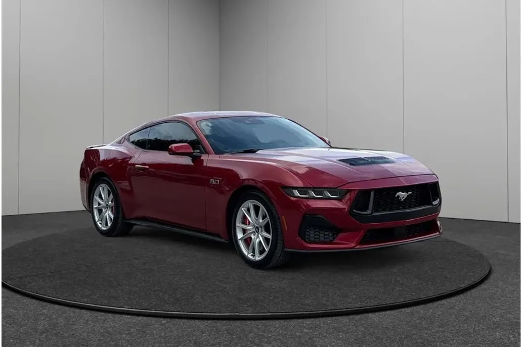 2024 Ford Mustang GT Premium photo 1