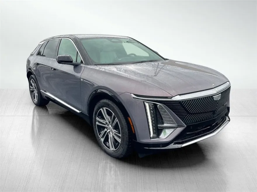 2026 Cadillac Lyriq Luxury photo 1