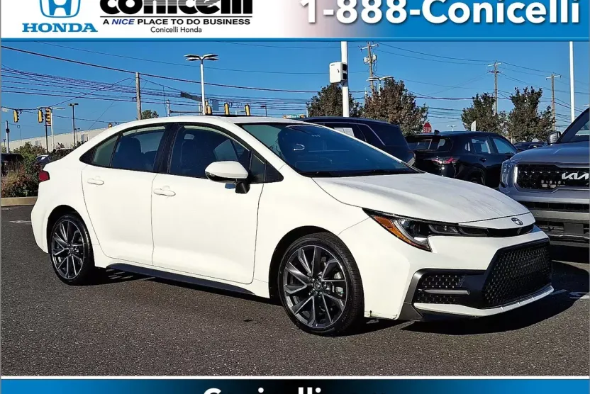 2021 Toyota Corolla SE photo 1