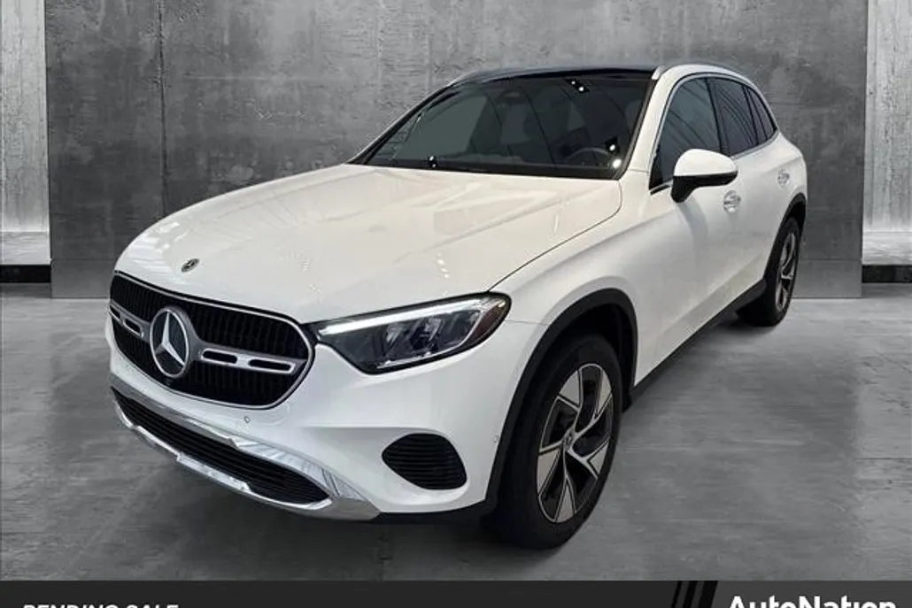 2023 Mercedes Benz GLC 300 4MATIC photo 1