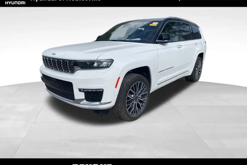2023 Jeep Grand Cherokee L Summit photo 1