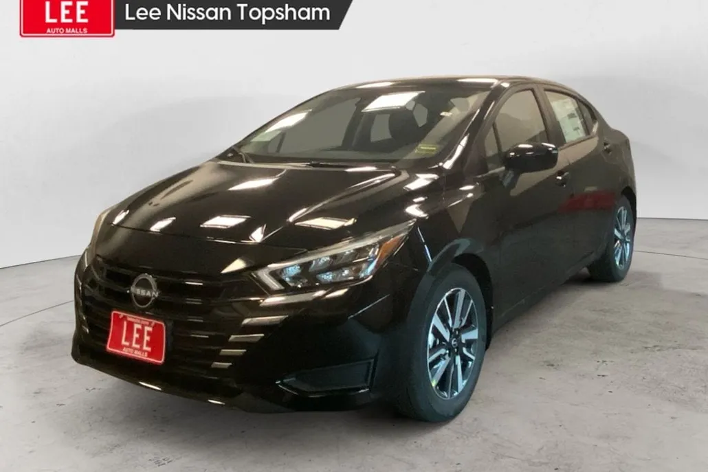 2025 Nissan Versa 1.6 SV photo 1