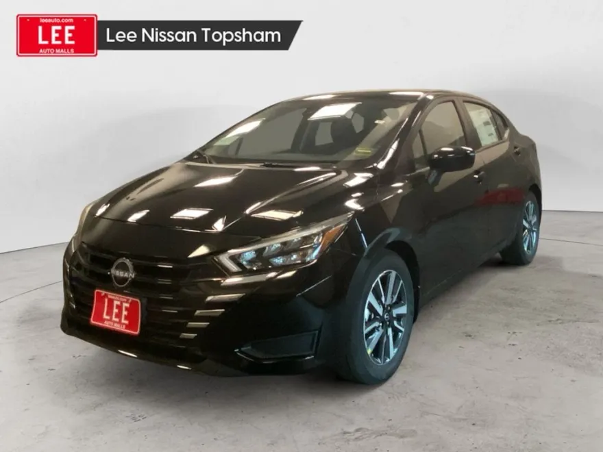 2025 Nissan Versa 1.6 SV photo 1
