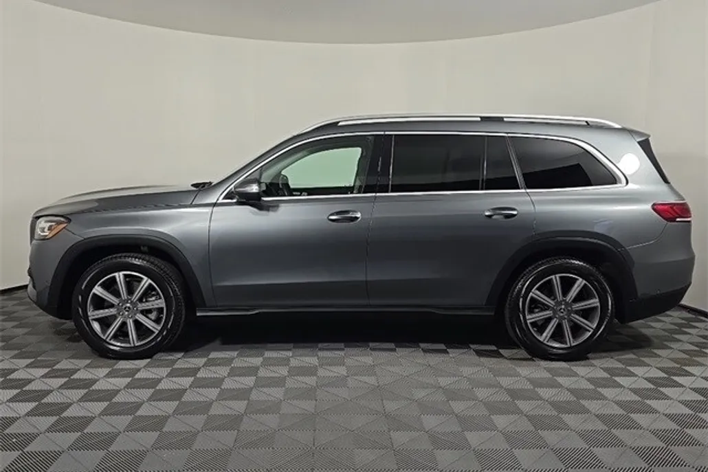 2023 Mercedes Benz GLS 450 4MATIC photo 1