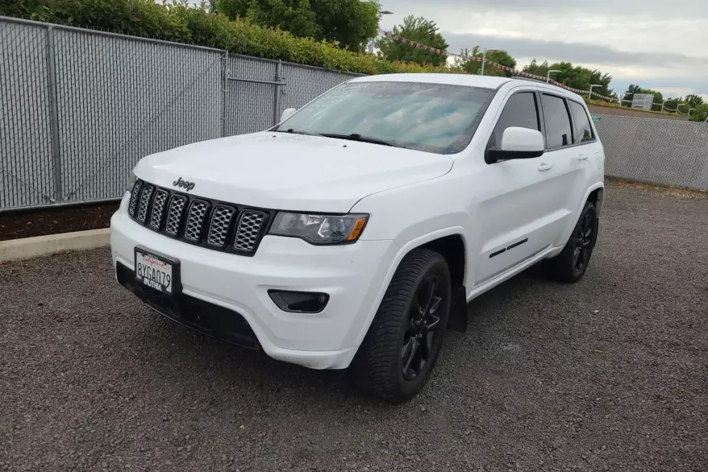 2021 Jeep Grand Cherokee Laredo X photo 1