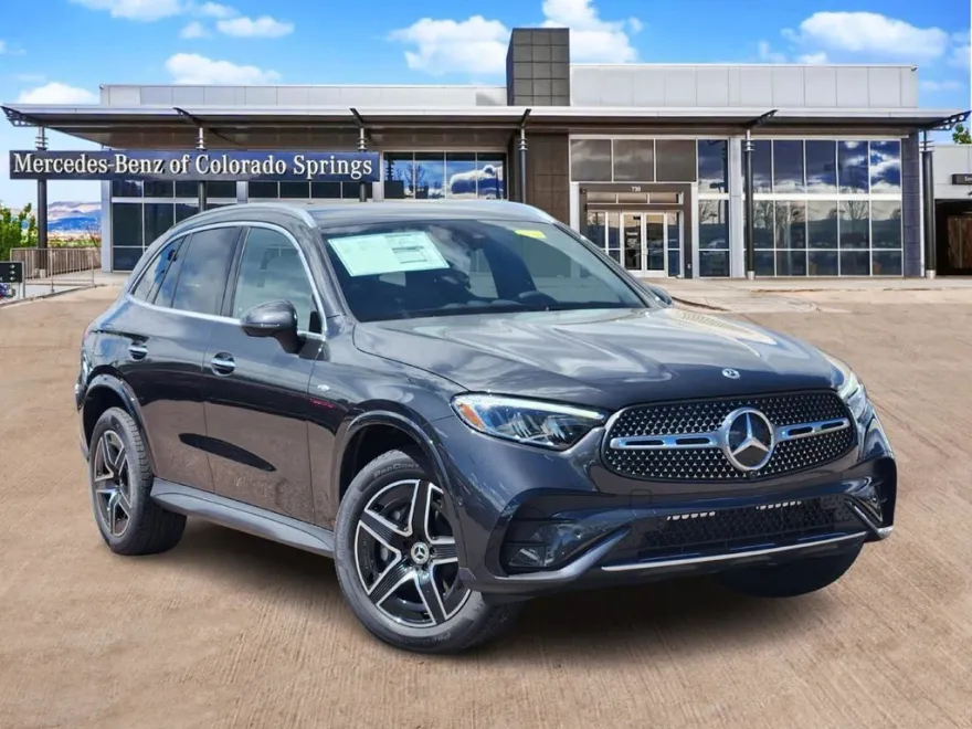 2025 Mercedes Benz GLC 350e AMG photo 1