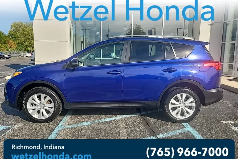 2015 Toyota RAV4 Limited photo 1