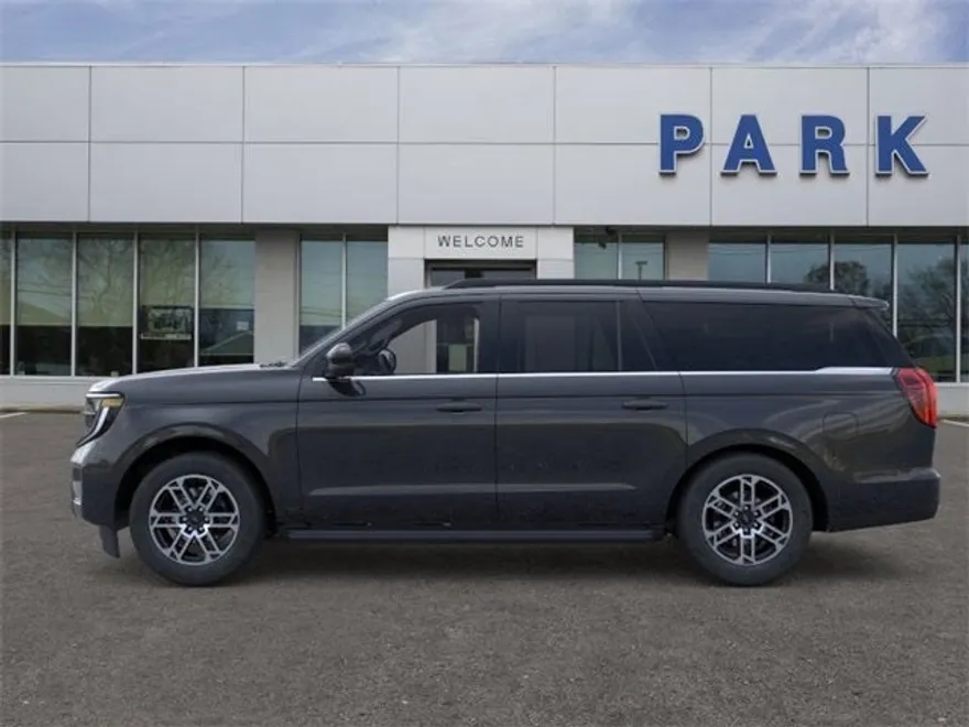 2025 Ford Expedition MAX photo 1