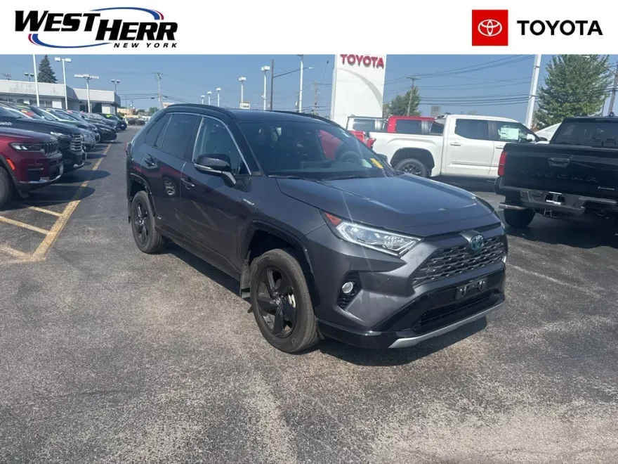 2021 Toyota RAV4 Hybrid XSE photo 1