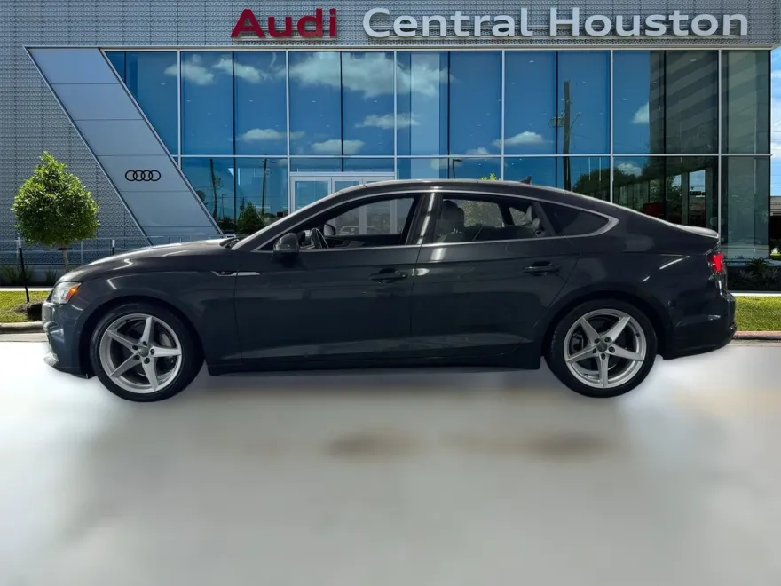 2019 Audi A5 S line Quattro Prestige photo 1