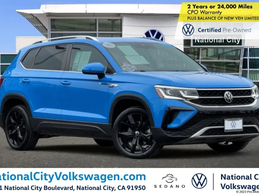 2022 Volkswagen Taos SEL photo 1