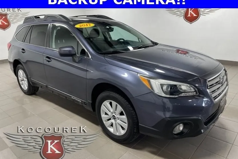 2017 Subaru Outback 2.5i Premium photo 1
