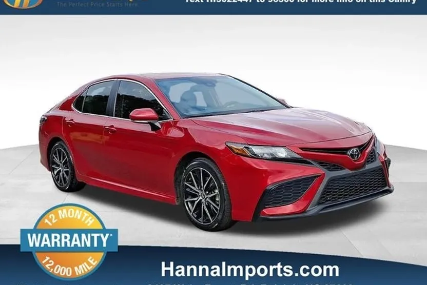 2024 Toyota Camry SE photo 1