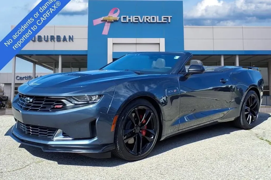 2023 Chevrolet Camaro LT1 photo 1