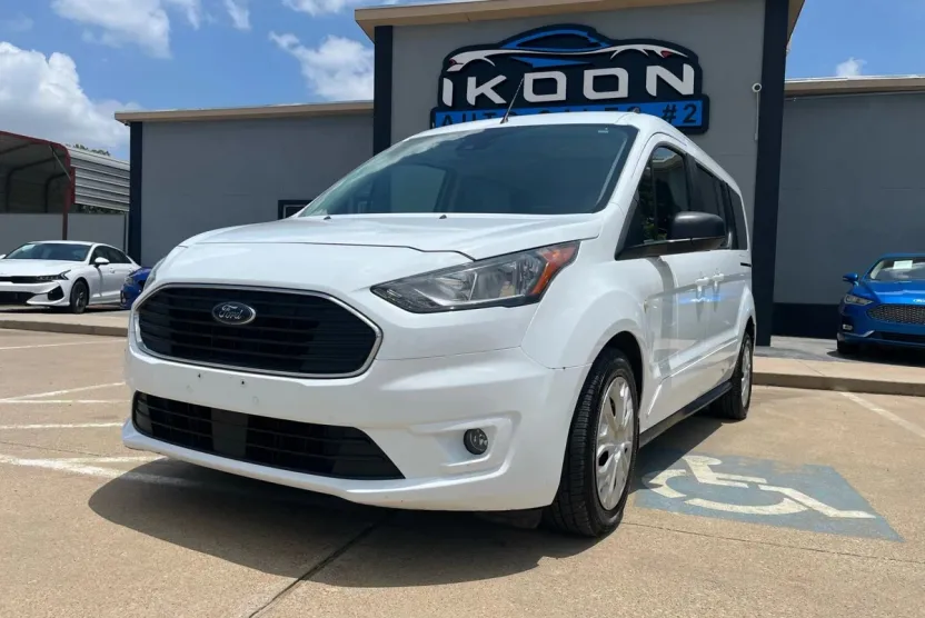 2020 Ford Transit Passenger XLT Van photo 1