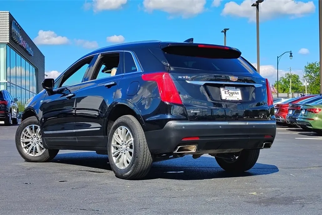 2019 Cadillac XT5 Luxury photo 1