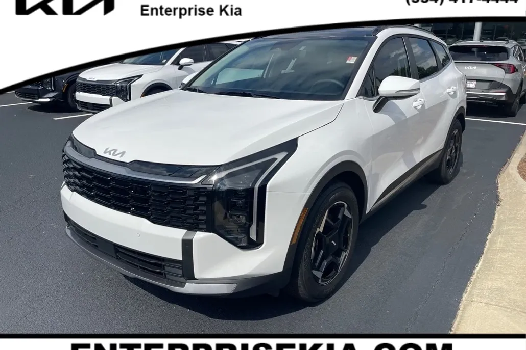 2026 Kia Sportage EX photo 1