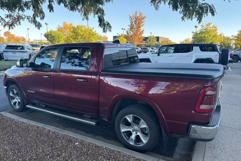 2019 Ram 1500 Laramie photo 1
