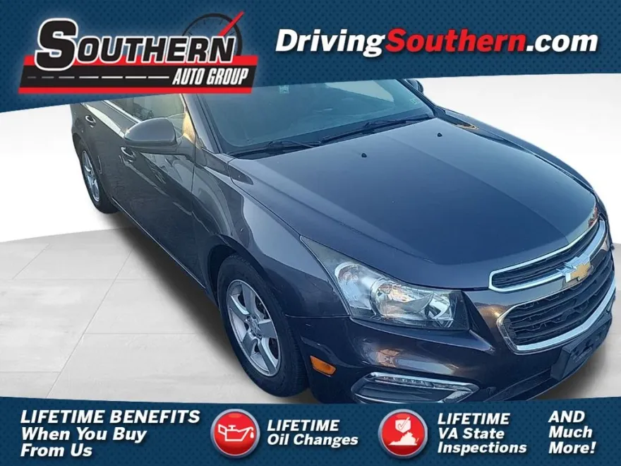 2016 Chevrolet Cruze LT photo 1
