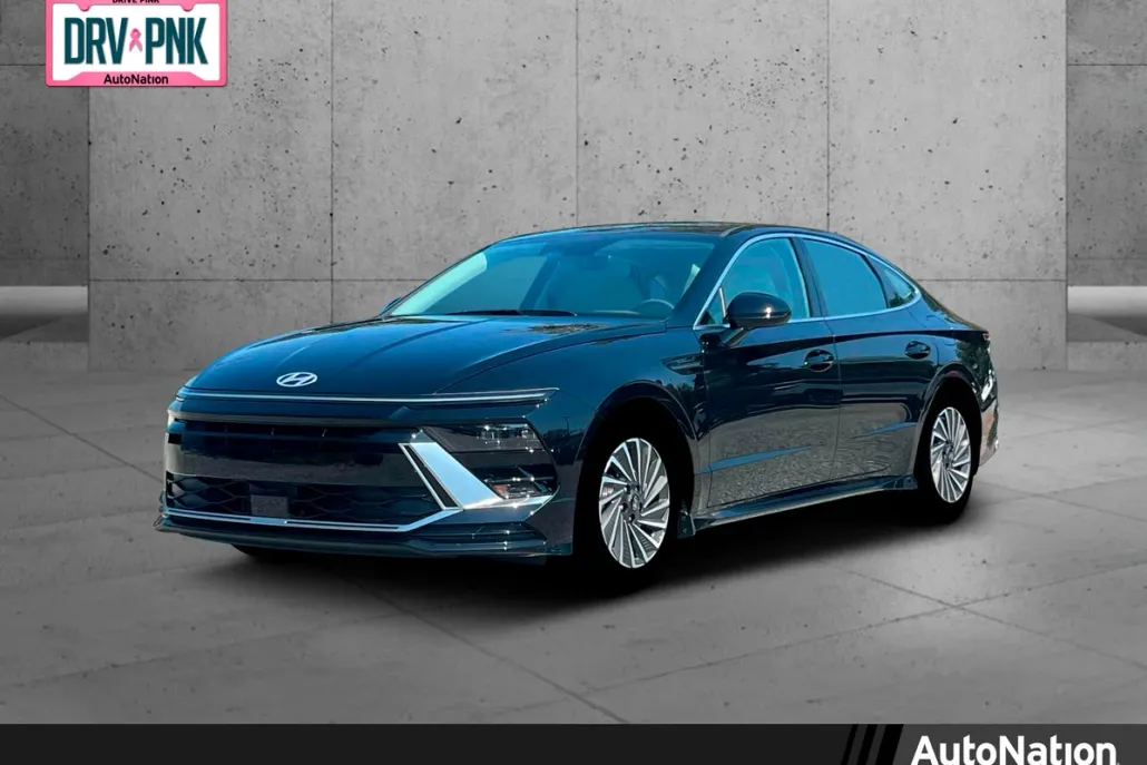 2025 Hyundai Sonata Hybrid SEL photo 1