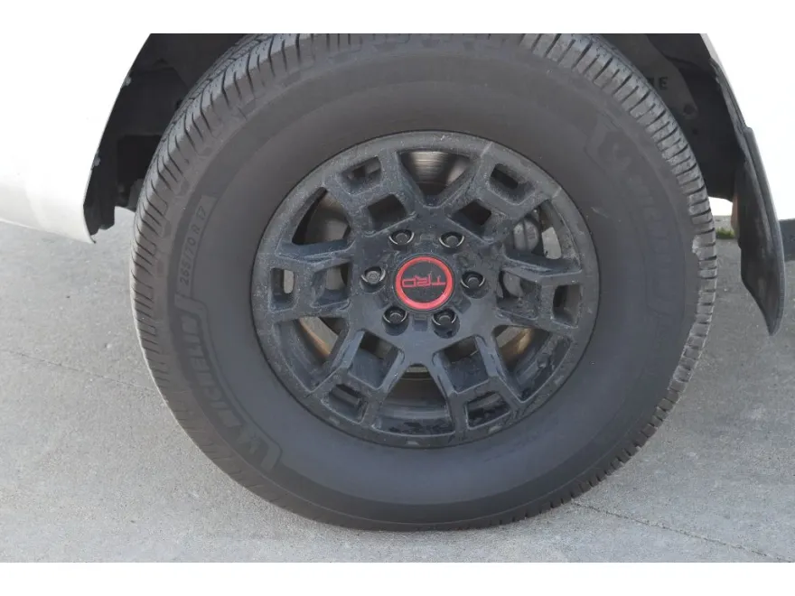 2022 Toyota 4Runner SR5 Premium photo 1