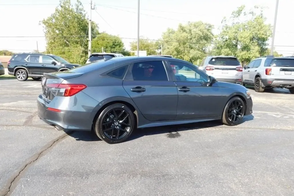 2024 Honda Civic Sport photo 1