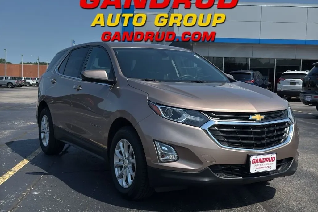 2019 Chevrolet Equinox LT photo 1