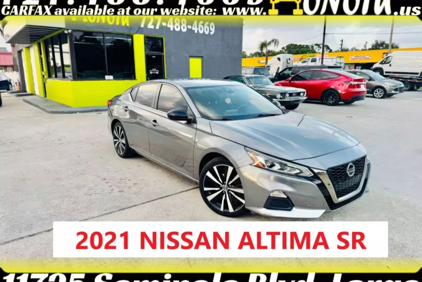 2021 Nissan Altima 2.5 SR photo 1