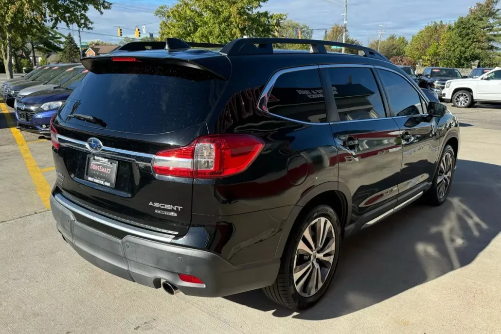 2019 Subaru Ascent Limited photo 1