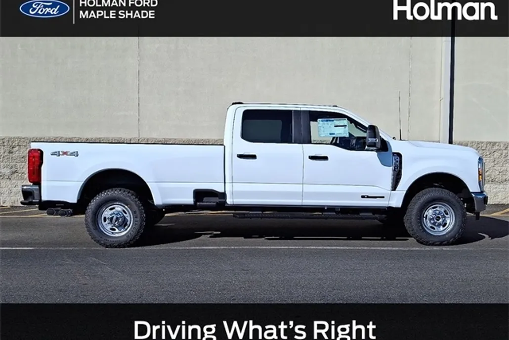 2025 Ford F-350 photo 1