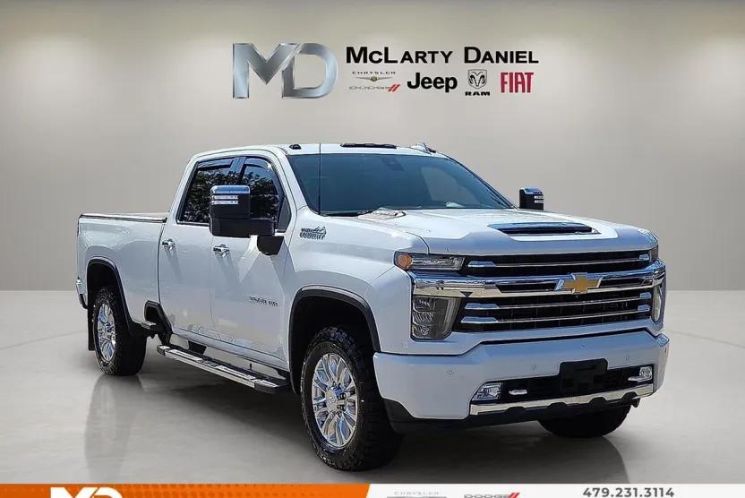 2020 Chevrolet Silverado 3500HD High Country photo 1