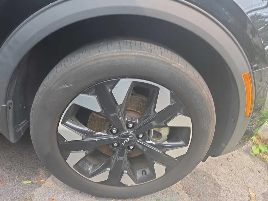 2023 Kia Sportage X-Line photo 1