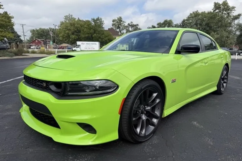 2023 Dodge Charger Scat Pack photo 1