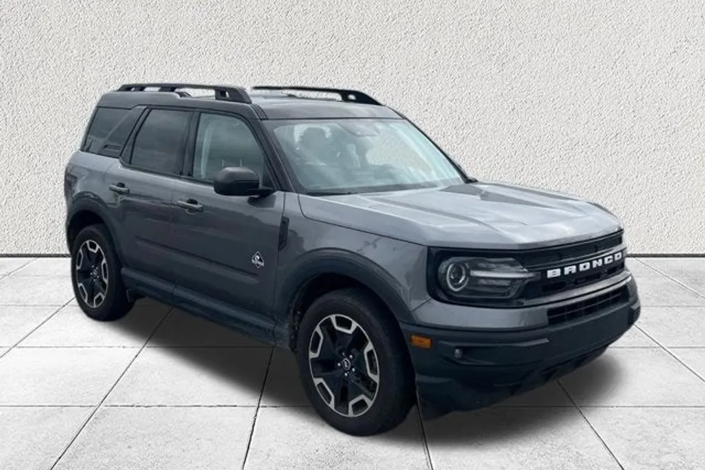 2023 Ford Bronco Sport Outer Banks photo 1