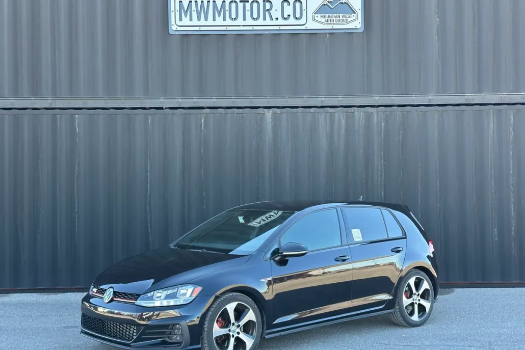 2018 Volkswagen Golf GTI S photo 1