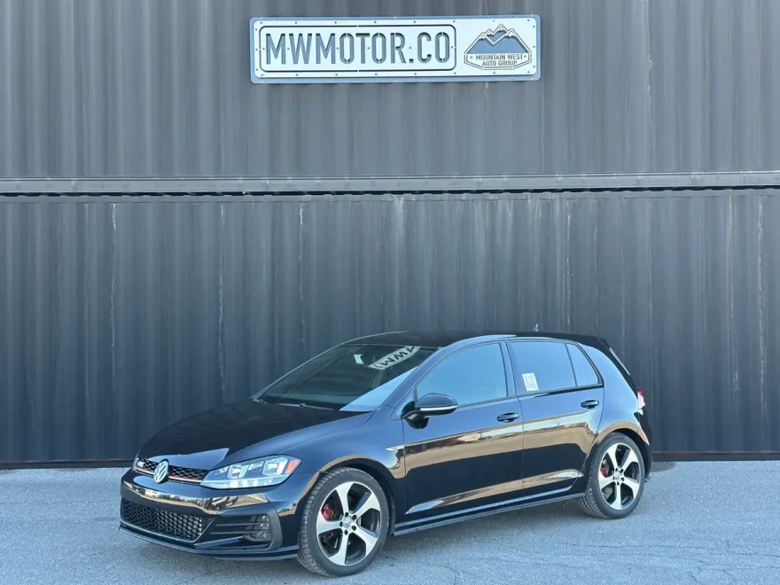 2018 Volkswagen Golf GTI S photo 1