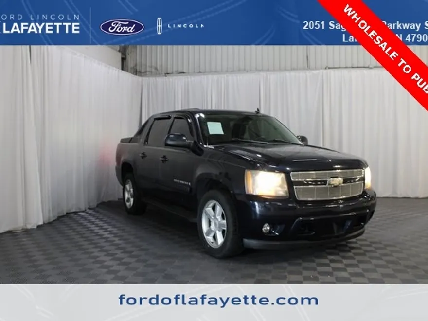 2008 Chevrolet Avalanche LT photo 1