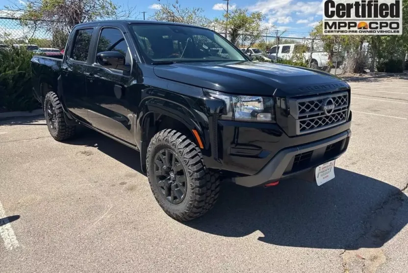 2023 Nissan Frontier SV photo 1