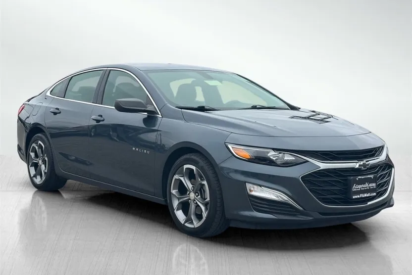 2019 Chevrolet Malibu RS photo 1