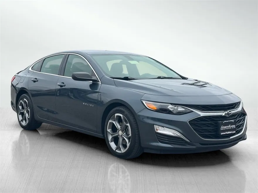 2019 Chevrolet Malibu RS photo 1