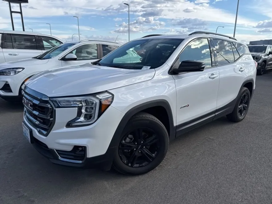 2022 Gmc Terrain AT4 photo 1