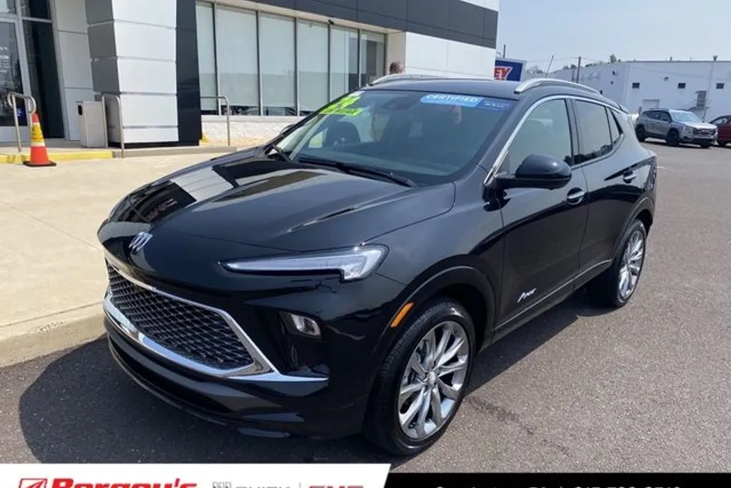 2024 Buick Encore GX Avenir photo 1
