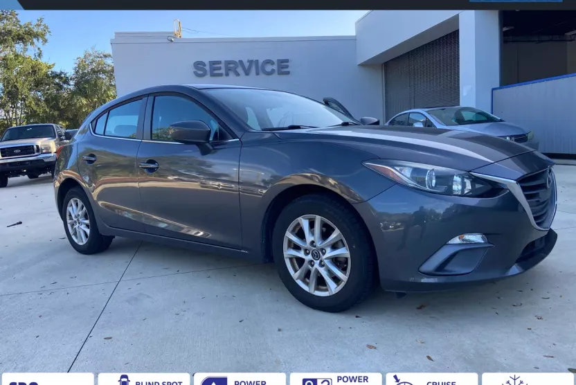 2016 Mazda Mazda3 i Sport photo 1