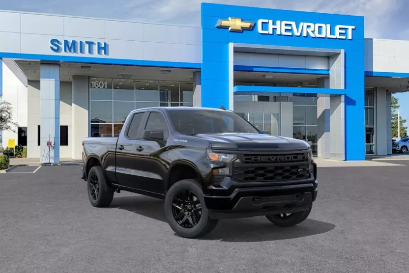 2026 Chevrolet Silverado 1500 Custom photo 1