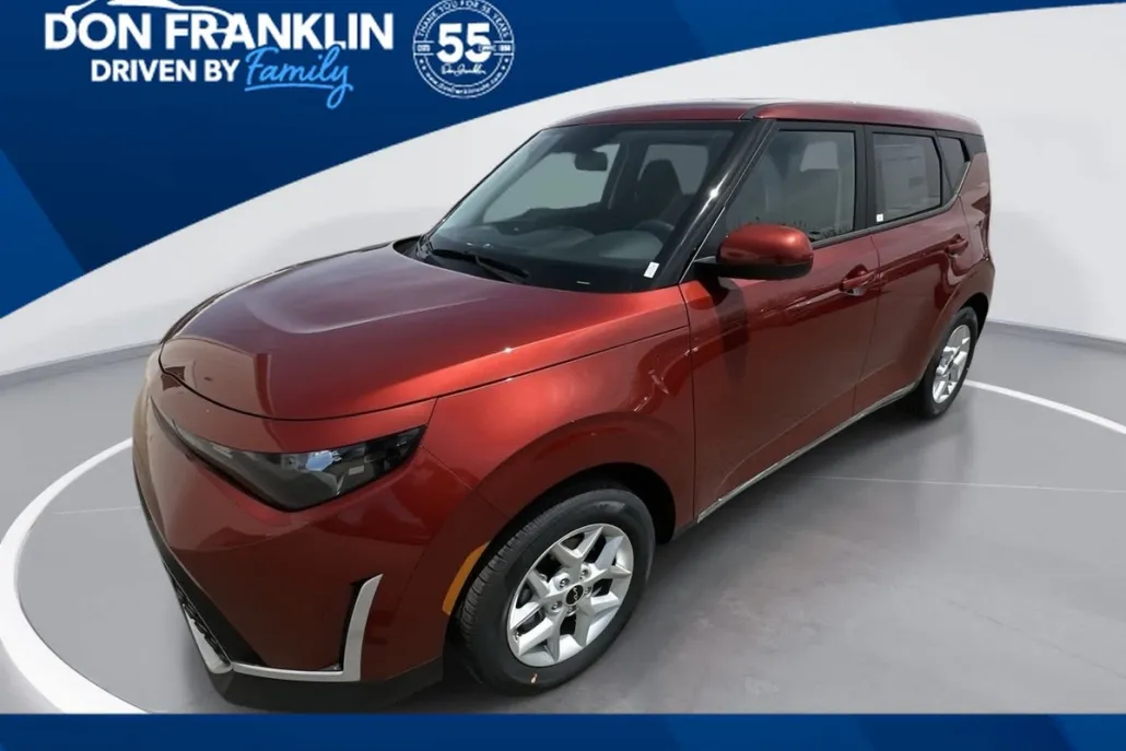 2025 Kia Soul LX photo 1