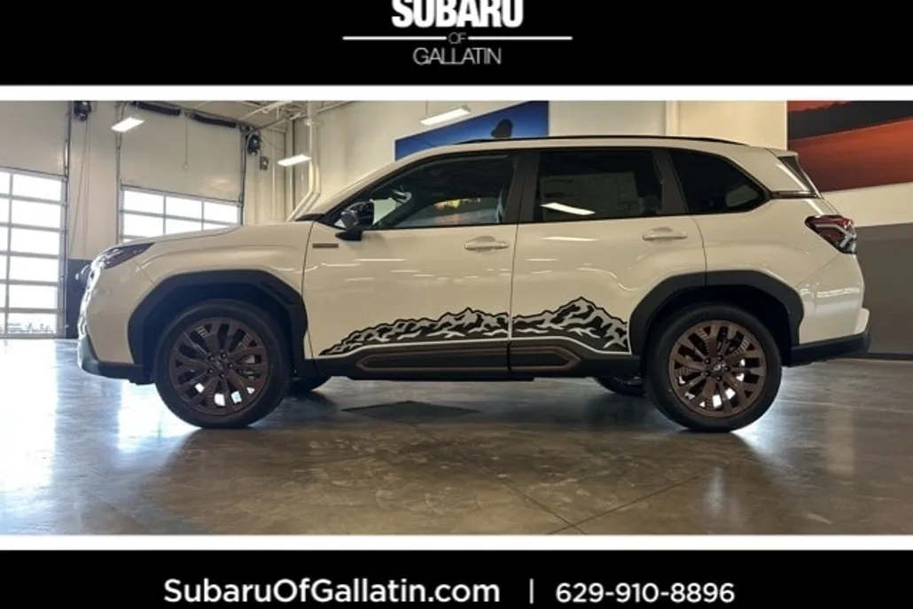 2025 Subaru Forester Sport photo 1