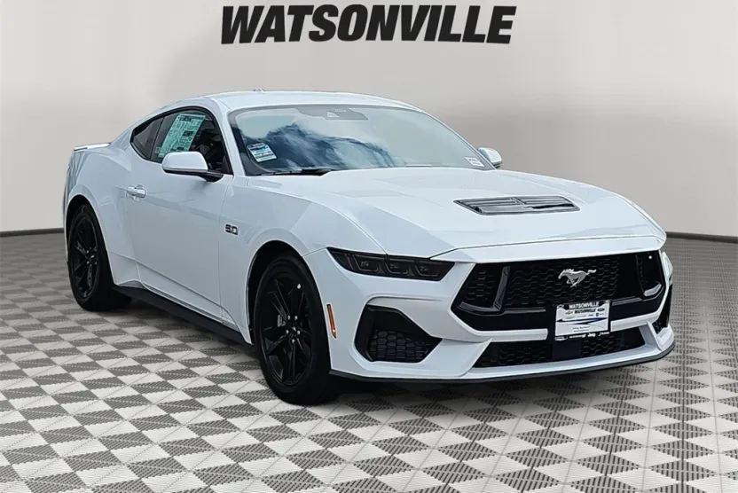 2025 Ford Mustang GT photo 1