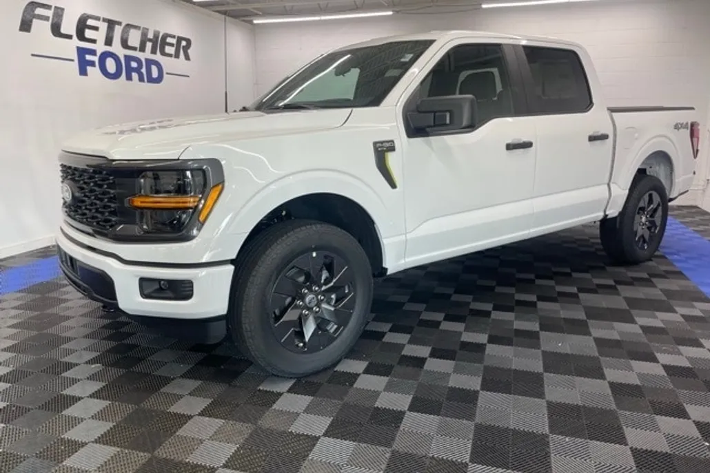 2025 Ford F-150 STX photo 1
