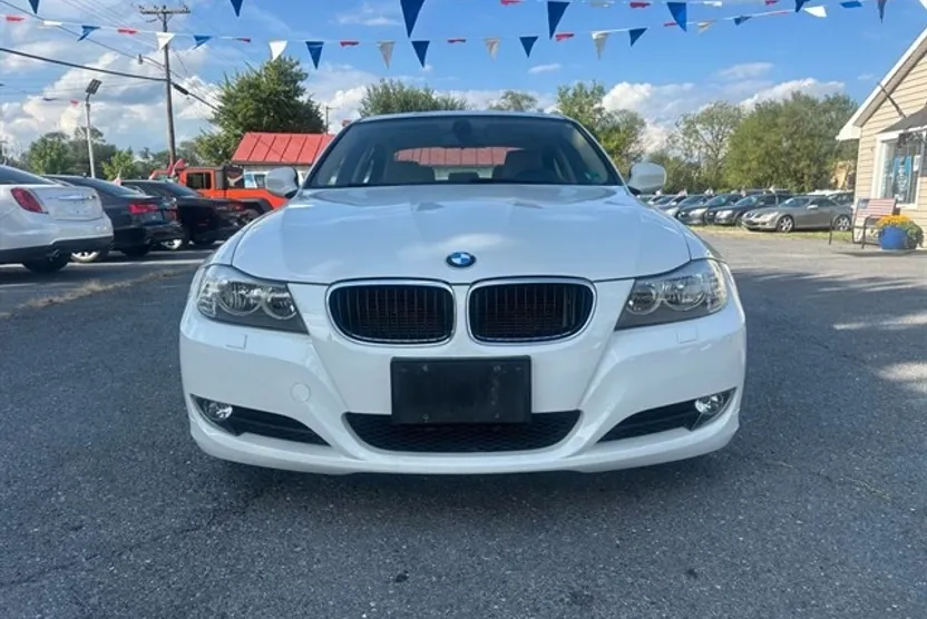 2011 Bmw 328i xDrive SULEV photo 1